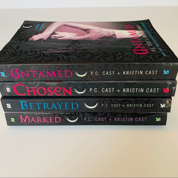 A House of Night Novel Series #1-#4 Bundle of 4